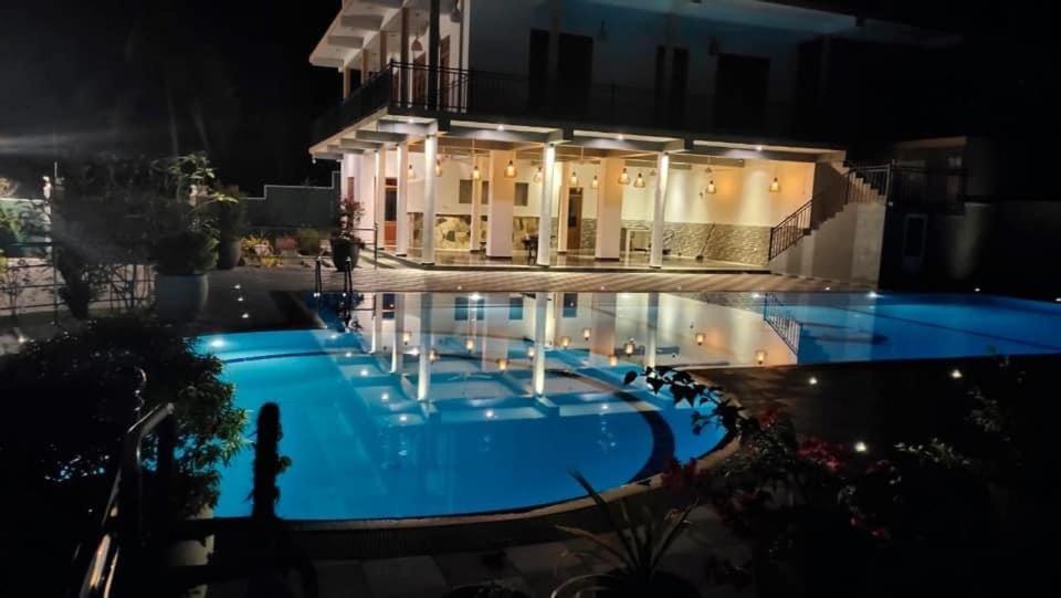 אונה ואטונה Coral Palm Villa And Apartment מראה חיצוני תמונה