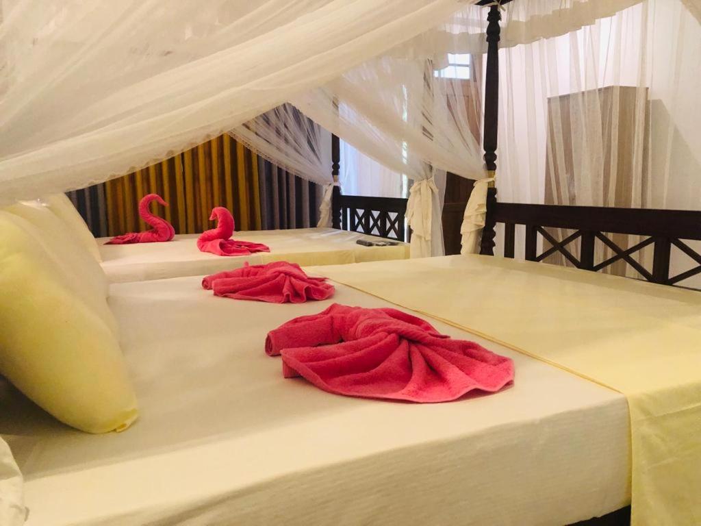 אונה ואטונה Coral Palm Villa And Apartment חדר תמונה